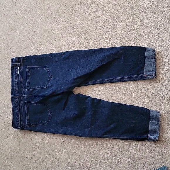 Jean Capri Pants Size 8 - Picture 4 of 4